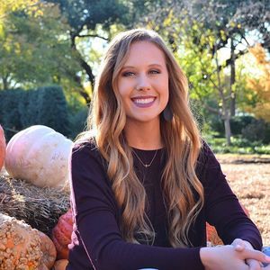 Meet your Posher, Leslie